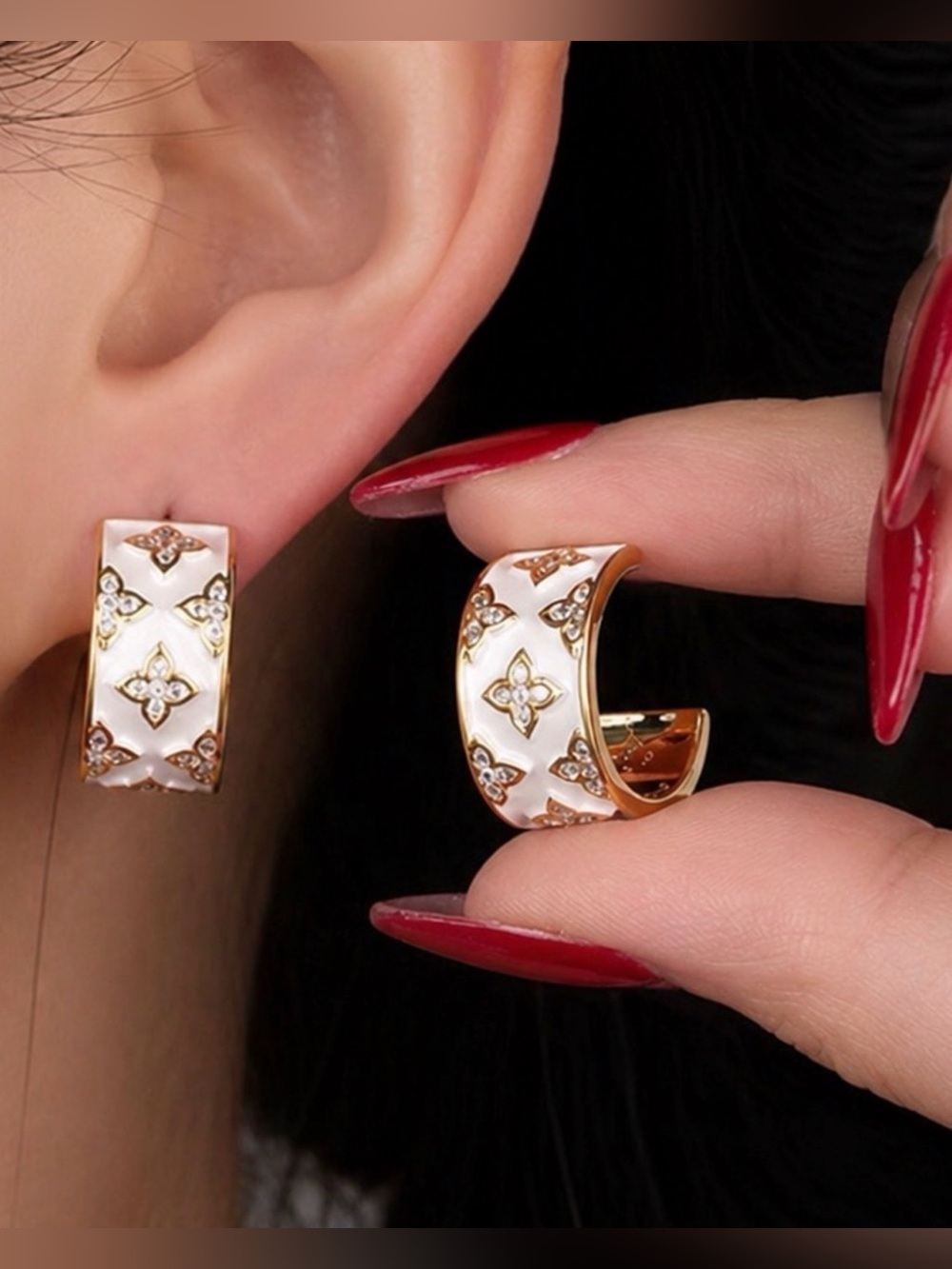White Clover Crystal Hoop Earrings - Women's Jewelry